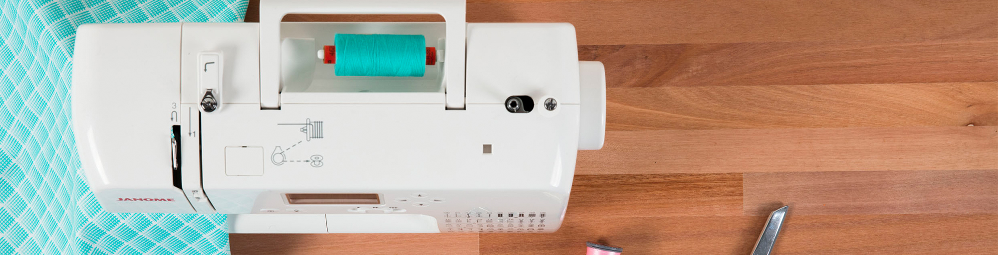 3 features of a computerised sewing machine
